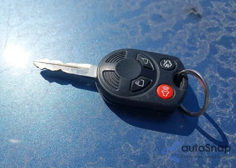 2010 Ford Fusion Sel z USA, uszkodzony, nr VIN 3FAHP0JAXAR268356